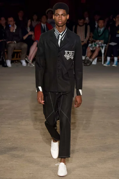 Look 23